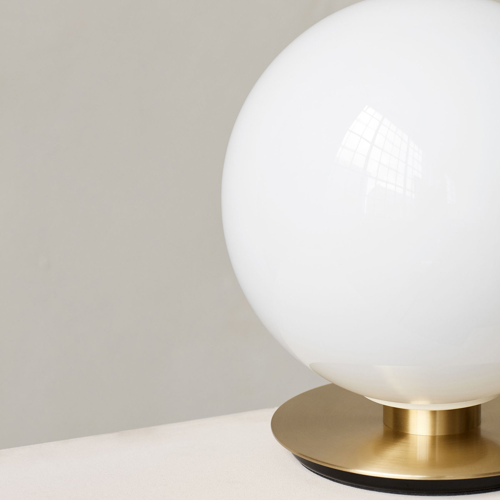 Menu TR Bulb DTW bordla. 22 cm messing/opal blank