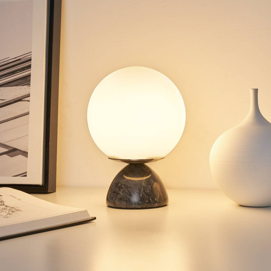 Pauleen Shining Pearl bordlampe marmor og glass