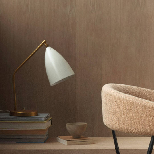 GUBI Gräshoppa bordlampe, hvit