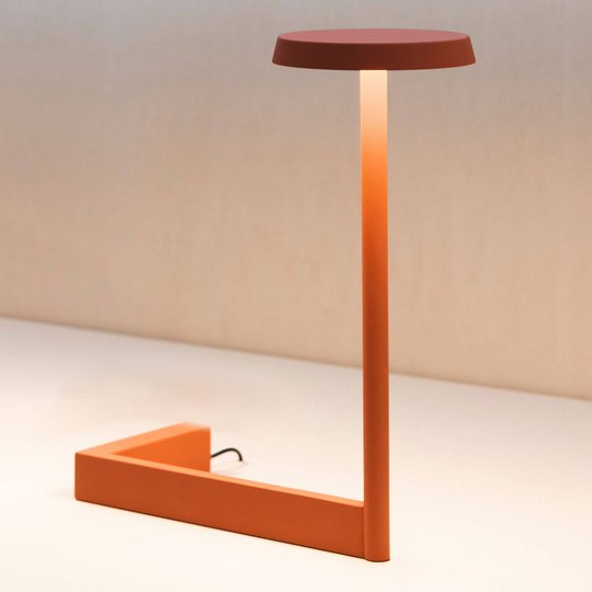 Vibia Flat LED-bordlampe høyde 30 cm terrakotta