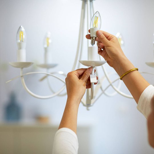 WiZ LED-filament C35 E14 6,5 W 2700-6500K klar