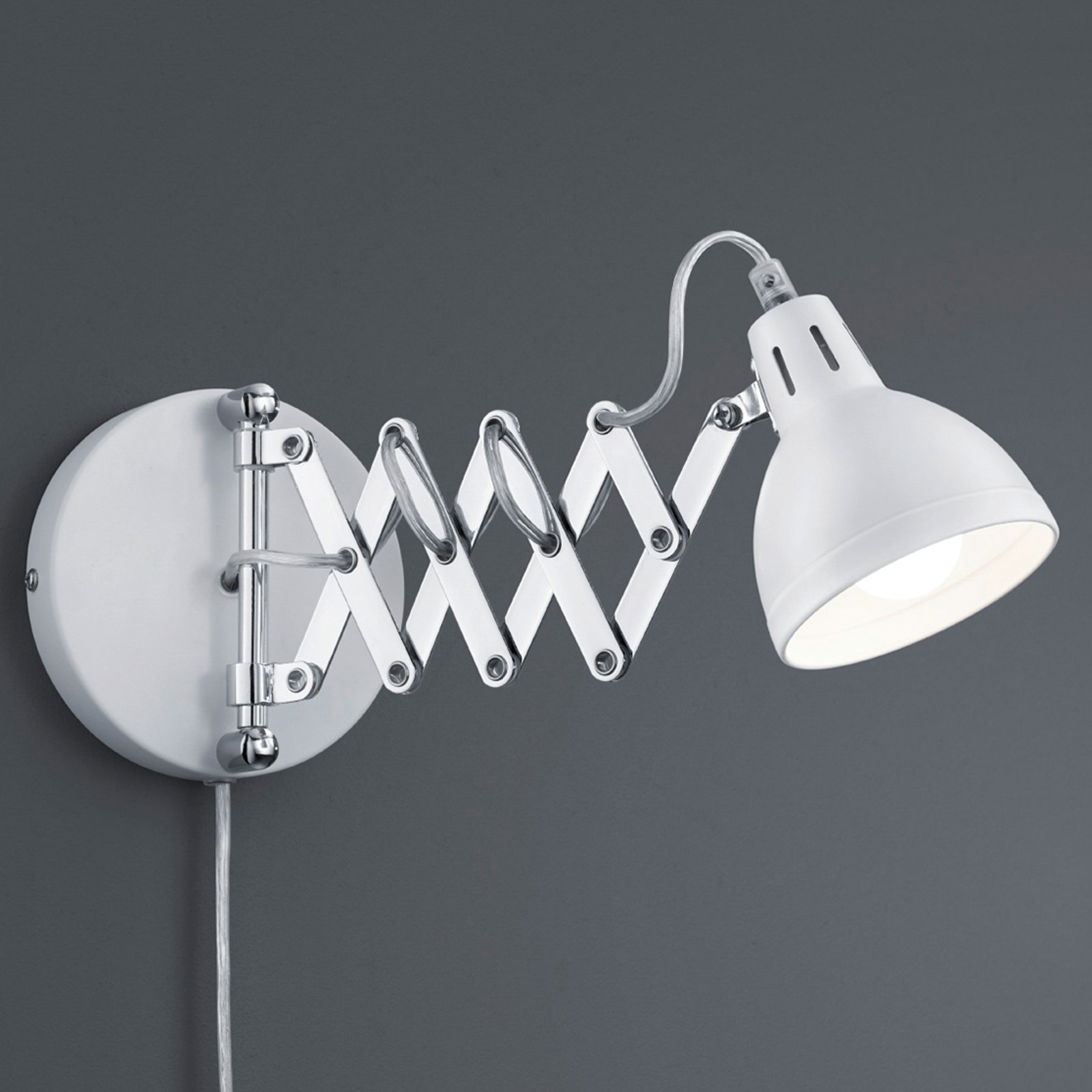 Med hvit matt skjerm - vegglampen Scissor