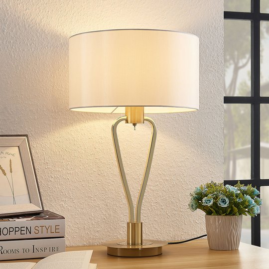 Lucande Gyda bordlampe av stoff, matt messing
