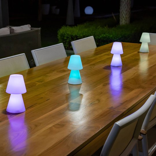Newgarden Lola 20 LED-bordlampe batteridrevet