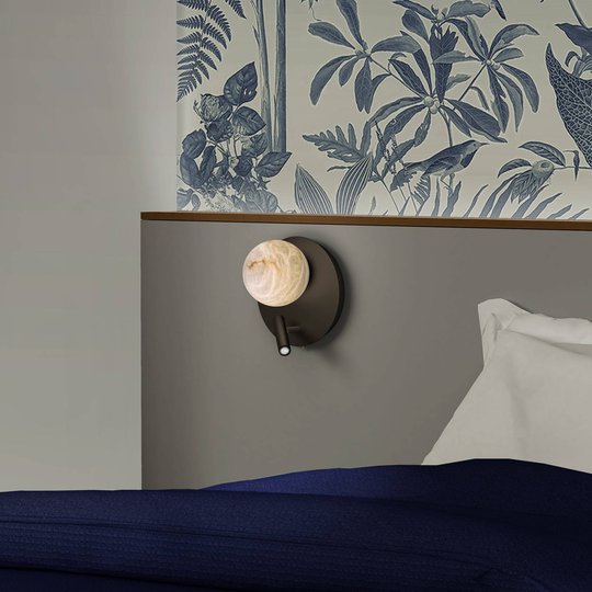 LED-vegglampe Tribeca med leselampe