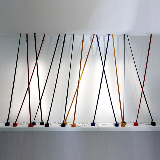 Martinelli Luce Elastica bånd-gulvlampe, svart