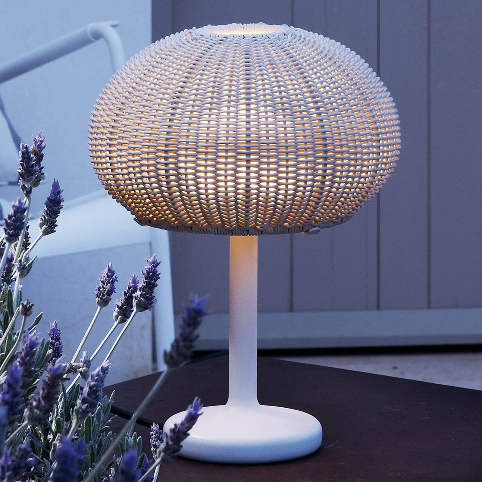 Bover Garota Mini utendørs LED-bordlampe