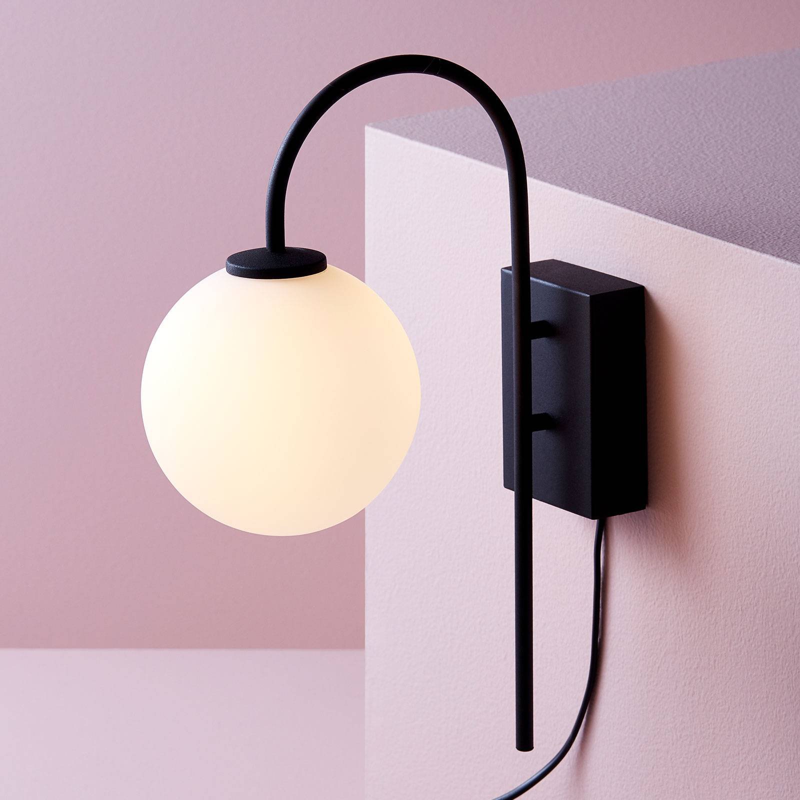 Vegglampe Ballong med plugg, 1 lyskilde, svart